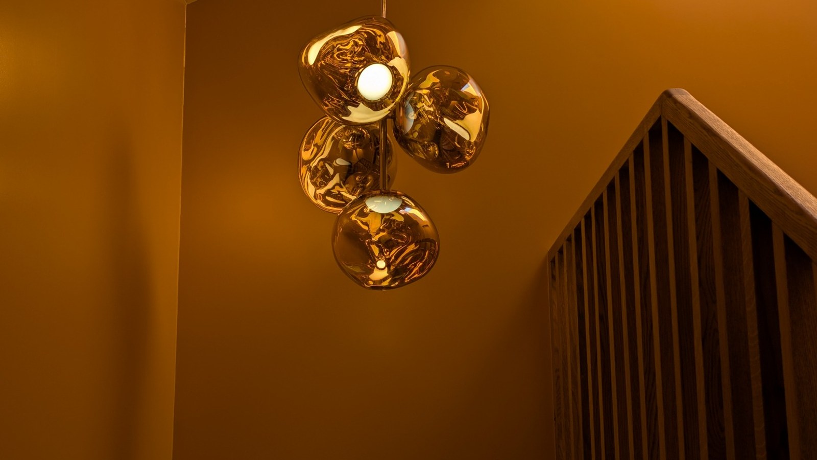 High-end pendant lighting detail